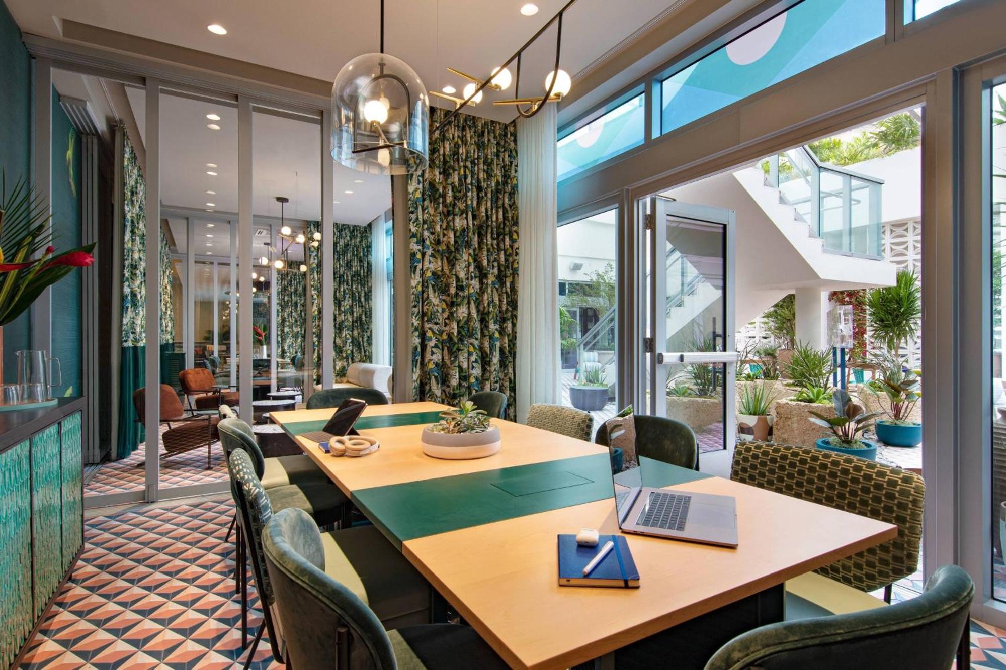 Moxy Miami South Beach Miami Beach Exterior foto